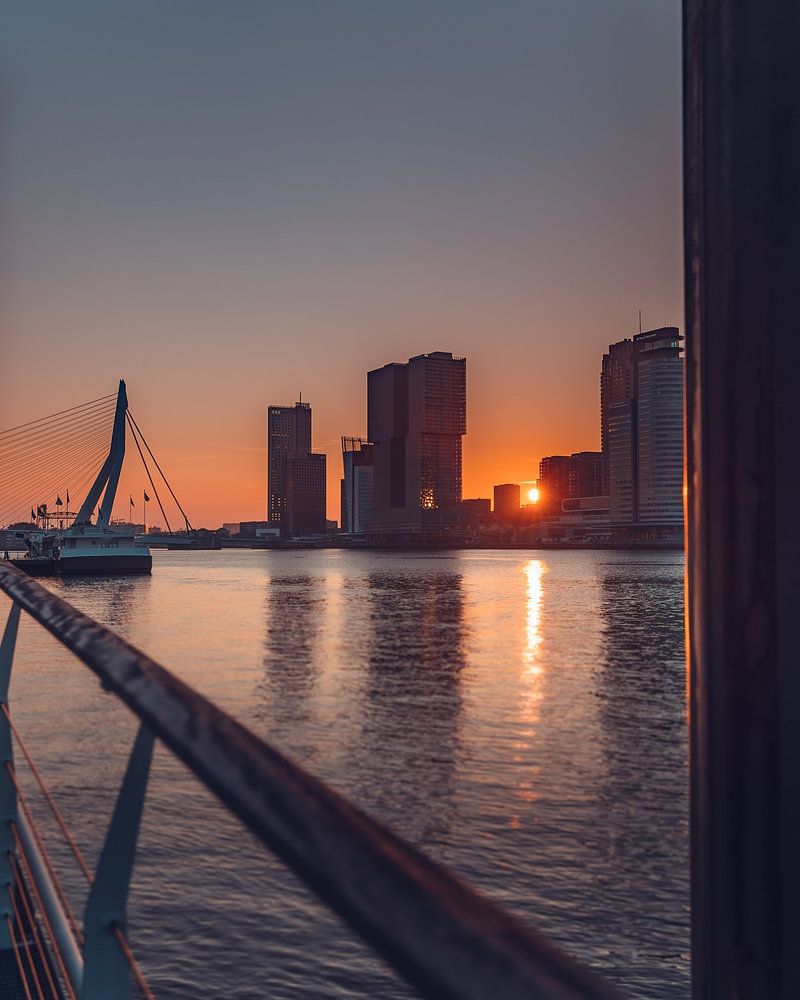 Zonsopgang op de Kop van Zuid