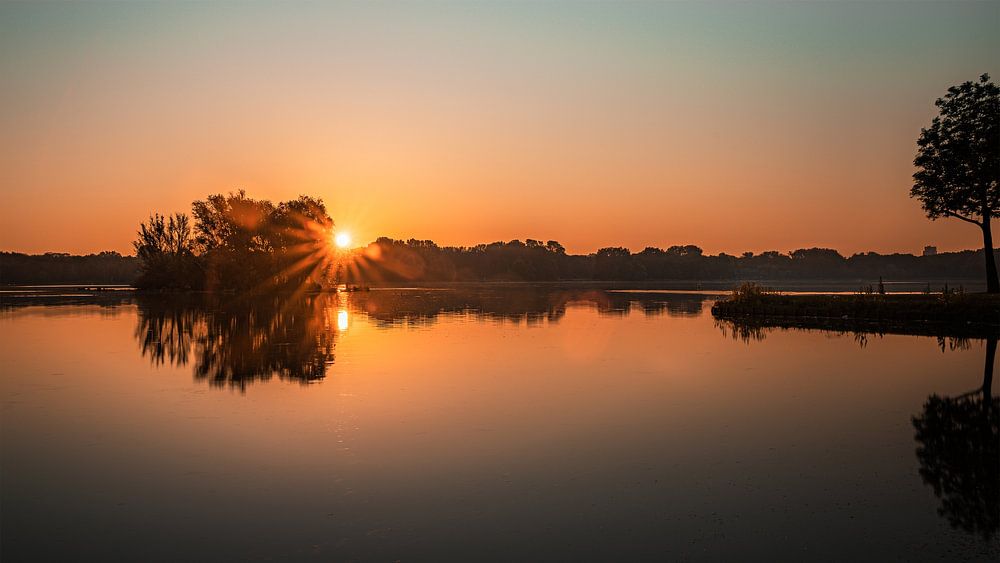 De vroege ochtendzon